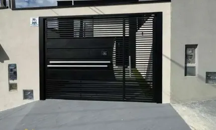 Casa para Venda em Mogi das Cruzes, Parque Morumbi, 3 dormitórios, 1 suíte, 2 banheiros, 2 vagas