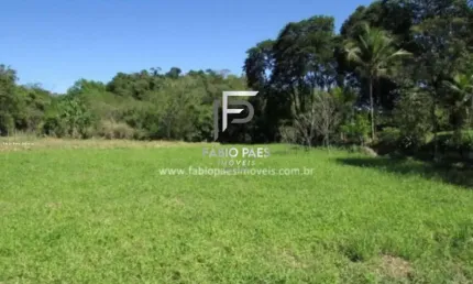 Sítio para Venda em Itaboraí, Agrobrasil, 3 dormitórios, 1 suíte, 2 banheiros, 3 vagas