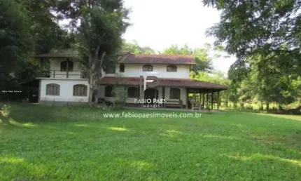 Fazenda para Venda em Cachoeiras de Macacu, Papucaia, 4 dormitórios, 3 suítes, 4 banheiros, 4 vagas