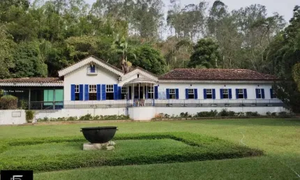 Fazenda para Venda em Piraí, Área Rural, 9 dormitórios, 3 banheiros, 3 vagas