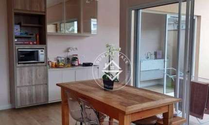 Condomínio Residence Club - Villa Branca Linda Casa com 3 dormitórios à venda, 116 m² por R$ 760.000 - Vila Branca - Jacareí/SP