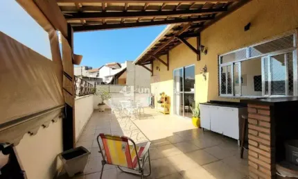 Cobertura com 4 quartos à venda, 215 m² por R$ 550.000 - São Mateus - Juiz de Fora/MG