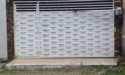Casa para Venda em Piraquara, Vila Ipanema, 2 dormitórios, 1 banheiro, 2 vagas