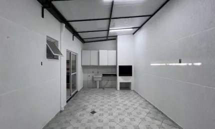 Casa para Venda em Colombo, Roça Grande, 3 dormitórios, 1 banheiro, 4 vagas