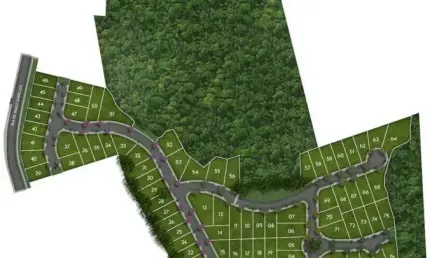 Terreno à venda na Rua Theodoro Makiolka, 2596, Santa Cândida, Curitiba