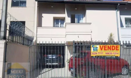 Sobrado com 3 dormitórios à venda, 150 m² por R$ 799.000,00 - Portão - Curitiba/PR