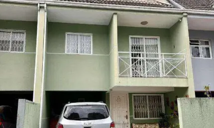 Sobrado com 3 dormitórios à venda, 138 m² por R$ 720.000,00 - Guaíra - Curitiba/PR