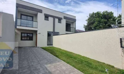Sobrado com 3 dormitórios à venda, 138 m² por R$ 730.000,00 - Fazendinha - Curitiba/PR