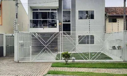 Sobrado com 3 dormitórios à venda, 125 m² por R$ 680.000,00 - Campo Comprido - Curitiba/PR
