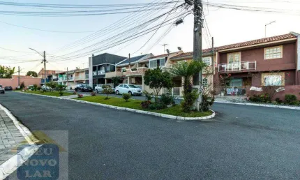 Sobrado com 3 dormitórios à venda, 69 m² por R$ 410.000,00 - Fazendinha - Curitiba/PR