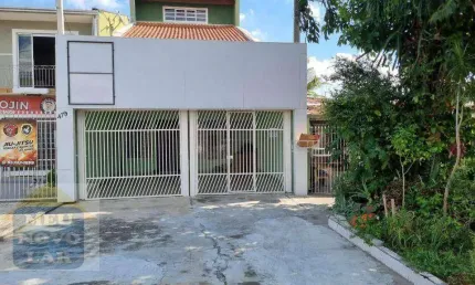 Sobrado com 4 dormitórios à venda, 300 m² por R$ 890.000,00 - Fazendinha - Curitiba/PR