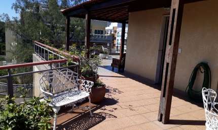 Cobertura LINEAR está localizada no bairro Recreio dos Bandeirantes possui 360 metros quadrados com 4 quartos sendo 2 suítes e 5 banheiros.
