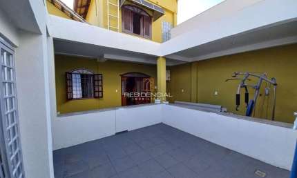 Casa com 3 quartos à venda na Rua Itaperuna, 801, Icaraí, Divinópolis
