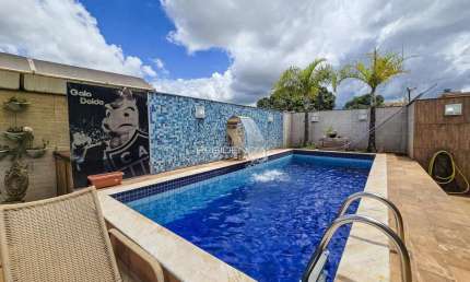 Casa com 4 quartos à venda na Rua Ubá, 270, Itaí, Divinópolis