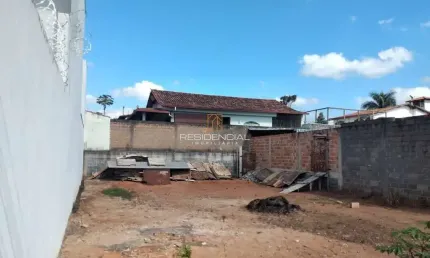 Terreno à venda na Rua José Faria Barros, Belvedere, Divinópolis