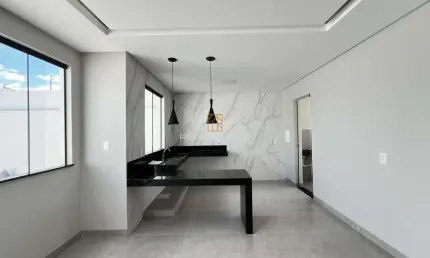 Casa com 3 quartos à venda na Rua Angelin, 220, Jardinópolis, Divinópolis