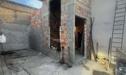 Casa com 3 quartos à venda na Rua Sinvar de Souza Rocha, 70, São Roque, Divinópolis