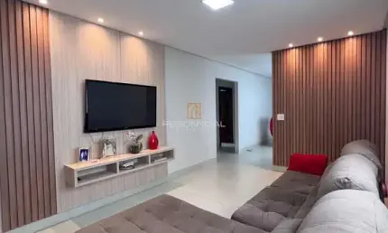 Casa com 3 quartos à venda na Rua Josefina Machado, 101, São Roque, Divinópolis