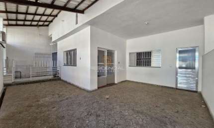Casa com 3 quartos à venda na Rua Raimundo Correa, 1020, Morada Nova, Divinópolis