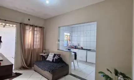 Casa com 2 quartos à venda na Rua Marechal Floriano, 600, São Lucas, Divinópolis