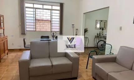 Casa com 4 dormitórios à venda, 164 m² por R$ 550.000 - Vila Mendonça - Araçatuba/SP