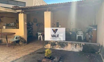 Casa com 2 dormitórios à venda, 201 m² por R$ 450.000 - Centro - Araçatuba/SP