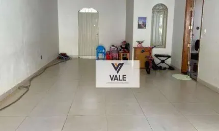 Casa com 3 dormitórios à venda, 206 m² por R$ 630.000 - Jardim Nova Yorque - Araçatuba/SP