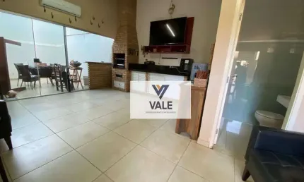 Casa com 3 dormitórios à venda, 184 m² por R$ 690.000,00 - Jardim Sumaré - Araçatuba/SP