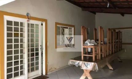 Casa com 2 dormitórios à venda, 129 m² por R$ 195.000,00 - Conjunto Habitacional Doutor Antônio Villela Silva - Araçatuba/SP