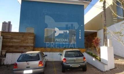 Casa com 3 quartos para alugar na Rua Marechal Deodoro, Centro, São Carlos