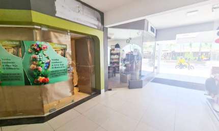 Loja em shopping no coração do centro comercial de Porto Seguro