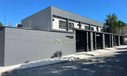 Excelente duplex na região central de Porto Seguro!
