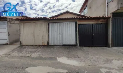 Casa com 2 quartos à venda na Rua Ibirité, São Pedro, Esmeraldas