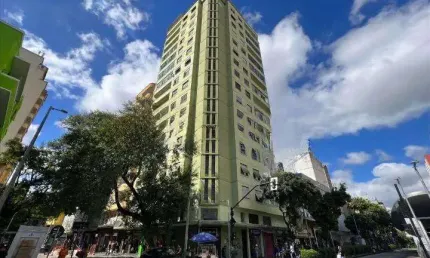 Apartamento à venda, no Ed. Tambaú,  em Belo Horizonte, Centro, com 3 quartos, 150m²