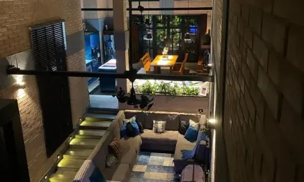 Linda casa estilo LOFT  mais escritório, projeto assinado por designer de interior