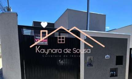 Casa no Jardim Canadá, com 3 quartos sendo 1 suíte!!
