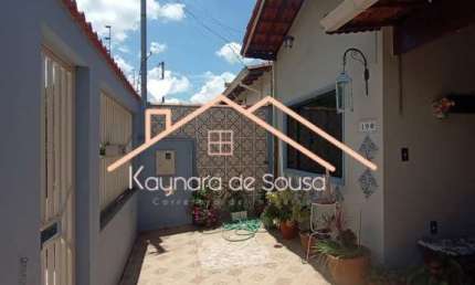 Casa com 3 quartos à venda na Rua João Belani, São Carlos, Pouso Alegre