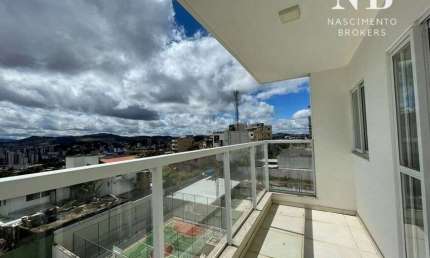 Apartamento com 2 Quartos e 2 banheiros à Venda, 80 m² por R$ 549.000