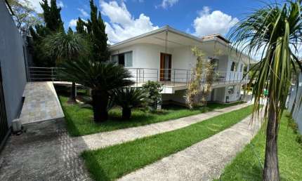 Casa para Venda em Belo Horizonte, Trevo, 3 dormitórios, 1 suíte, 3 banheiros, 10 vagas