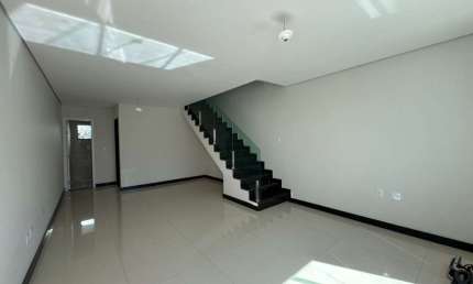 Casa para Venda em Belo Horizonte, Planalto, 3 dormitórios, 1 suíte, 3 banheiros, 2 vagas