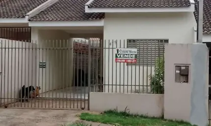 Casa com 2 quartos à venda na Rua Pioneiro Jurandyr Schelles, 475, Jardim Dias I, Maringá, 159 m2 por R$ 270.000