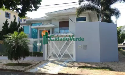 Casa com 3 quartos à venda na Rua Pioneiro Waltheir Maruchi, 91, Jardim Ipanema, Maringá