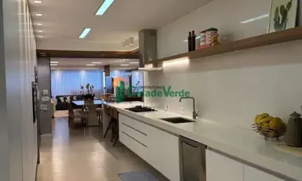 Apartamento alto padrão  215m²  Vista para o Parque do Ingá  Maringá/PR