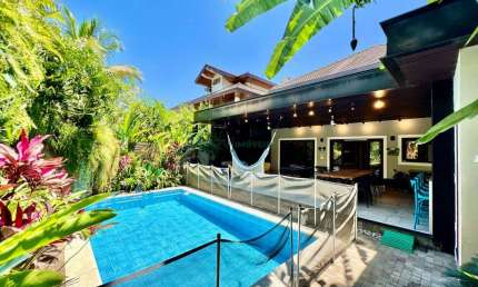 Casa a Venda no Condomínio Sunset Park no Jd. Aquarius em São José dos Campos-SP