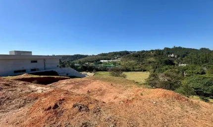 Terreno com vista para o castelo condomínio altos da quinta, são josé dos campos