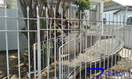 Casa com 2 quartos à venda na Rua Ana Jacinta de Andrade Couto, 433, Parque Industrial, Campinas, 452 m2 por R$ 900.000