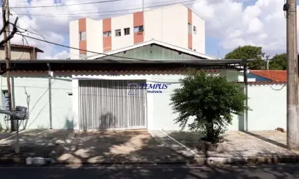 Casa à venda em campinas-sp, jardim interlagos: 4 quartos, 1 suíte, 2 salas, 3 banheiros, 5 vagas de garagem, 200m² de área.