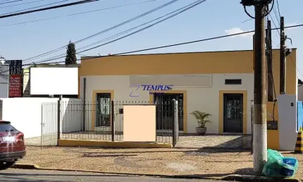 Casa comercial com 3 salas para alugar na Avenida José Pancetti, 882, Jardim Aurélia, Campinas