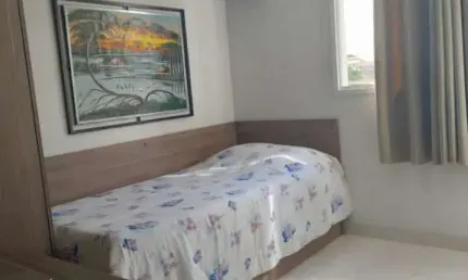 ÓTIMO APTO C/ LOCALIZAÇÃO PRIVILEGIADA NO JD. AMAZONAS, PRÉDIO ESCADA, 1° ANDAR, VARANDA, 2 QUARTOS, 1 VAGA DE GARAGEM.