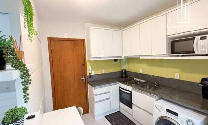 Loft com 1 quarto para alugar na Rua Vera Linhares de Andrade, 2135, Córrego Grande, Florianópolis por R$ 2.300